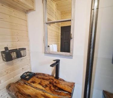 Horea Ski Chalet | Casa de pe Lac - La noi la munte