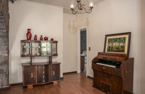 Caminhos da Eulalia House | Casa de Pedra Mena Kaho