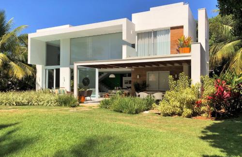 Jaua House | Casa de Praia em Interlagos - 4 suítes a poucos metros do mar