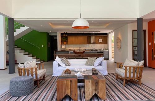 Jaua House | Casa de Praia em Interlagos - 4 suítes a poucos metros do mar