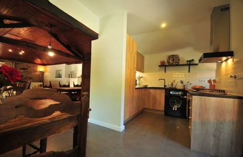 Vila Nova de Cerveira House | Casa de Santiago Charming Cottage w/Beautiful Garden