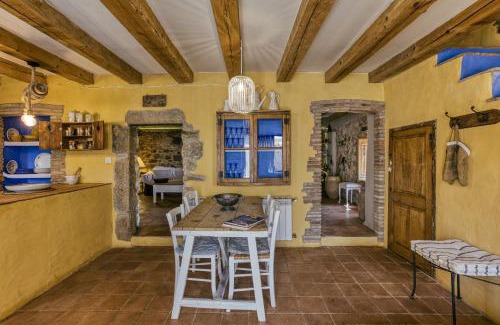 Cantallops House | Casa de Pueblo