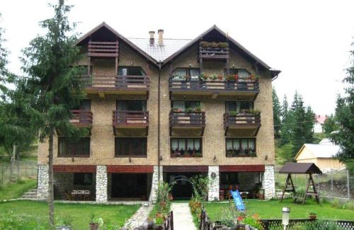 Arieseni House | Casa De Vis