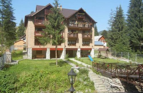 Arieseni House | Casa De Vis