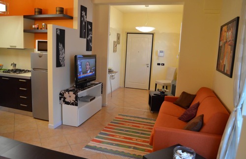 Toscolano Maderno Apartment | Casa dei Limoni: refined apartment in an ancient residence with swimming pool and solarium