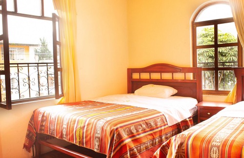 Otavalo House | Casa del Huésped