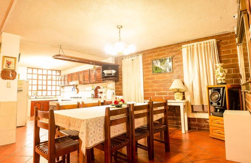 Otavalo House | Casa del Huésped