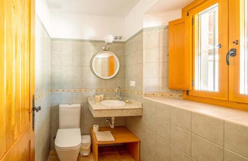Pizarra House | Casa del Pino by Rosas Cantares