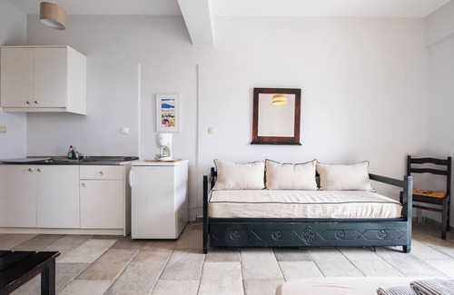 Armenistis Apartment | Casa del Sol #2 - Walk to the beach in 1 min!