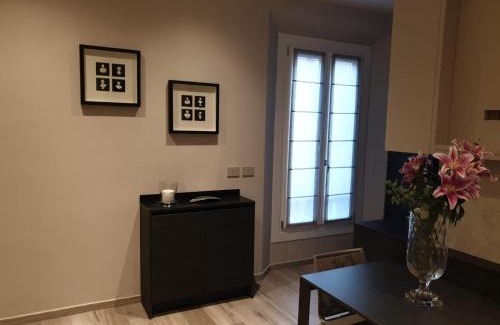 Historic Center Apartment | Casa delle Farfalle