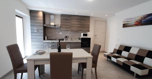 Feriolo Apartment | CASA DELLE ROSE 2
