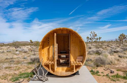 Yucca Valley House | Casa Descanso Modern Pool House with Sauna