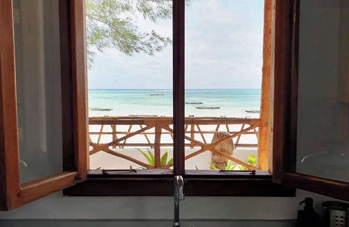 Kiwengwa Villa | Casa di Lilli - delicious and comfortable beachfront holiday home- Casa Mango