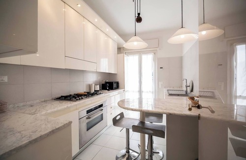 Quinto al Mare Apartment | -Casa di Pier&Chico - Large apartment near the sea with parking