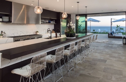 Western Malibu House | Casa di Pietra - Gated Estate On Beach