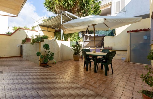 Casarano Apartment | Casa di via Manzoni by BarbarHouse