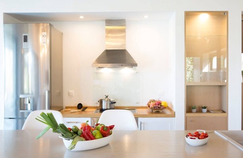 Fternon Villa | Casa Di Vino Luxury & spacious villa with private pool and jacuzzi