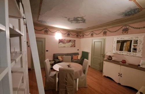 Cairo Montenotte Apartment | Casa Dipinta