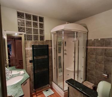 Cairo Montenotte Apartment | Casa Dipinta