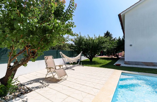 Ponte de Lima Villa | Casa do Azal - With Pool And Near The Vila