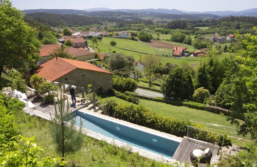 Santiago de Compostela House | Casa do Cebro House with private pool and jacuzzi