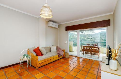 Sesimbra Apartment | Casa do Mar - Sea view - Wifi - Barbecue