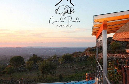 Linhares House | CASA DO PENEDO CASTLE HOUSE