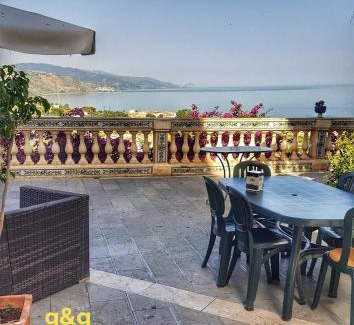 Santo Stefano di Camastra Bed & Breakfast | Casa Dolce Casa - Guest House