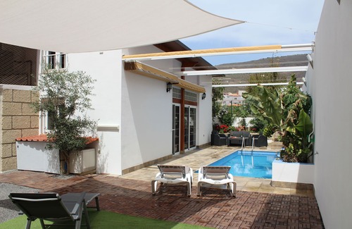 Valle de San Lorenzo Villa | Casa el Olivo Tenerife, private heated pool.