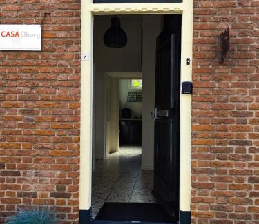 Elburg House | Casa Elburg