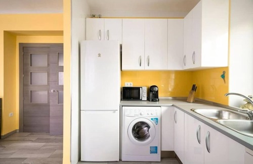 Granada House | Casa en Granada con Patio Privado y Piscina