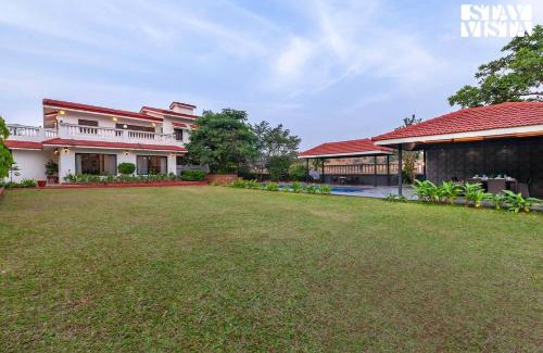 Kune N.m. Villa | Casa Enchante by StayVista - Pool, views, ping pong, and a lush lawn for a perfect retreat