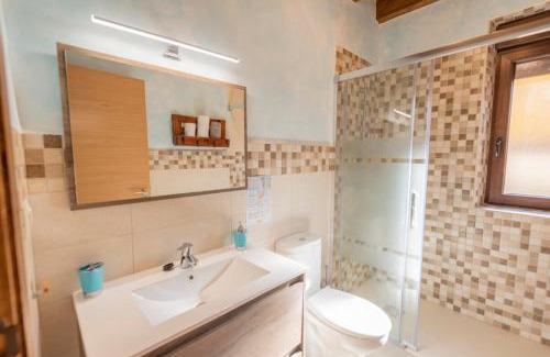 Campo de San Pedro House | Casa Entre Hoces10-12paxJardín y barbacoa