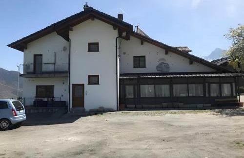Fiou Apartment | Casa Ex Bar Fiolet