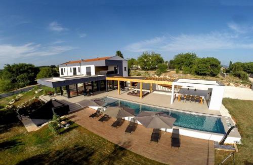 Rebici Villa | Casa Famiglia