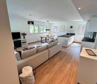 Schellenberg Apartment | Casa Ferdinand