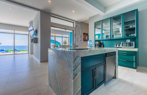 Isla Mujeres House | CASA FLOR DE MAYO 5 BEDROOM OCEANFRONT INFINITY POOL