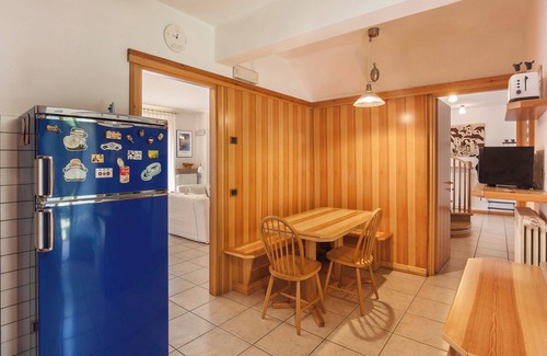Garda Apartment | Casa Flora-Large apartment in Garda, Casa Flora - Grande appartamento a Garda