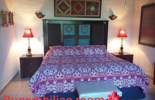 Ajijic Bed & Breakfast | Casa Flores Bed & Breakfast