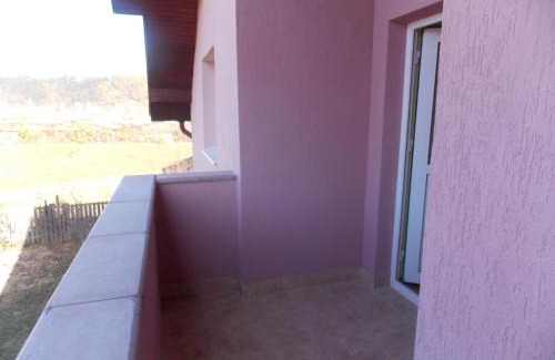 Comanesti House | Casa Floro