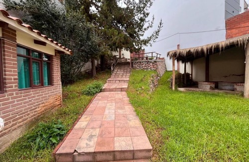 Sucre House | Casa Fort Only 5 minutes walk from Plaza 25 de Mayo,