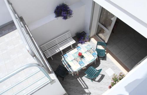 Posto Rosso House | CASA FRONTE MARE POSTO ROSSO 8 POSTI LETTO
