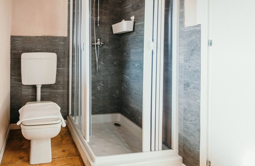Gignese House | Casa Genziana - Lakeside Srl Leisure & Busines