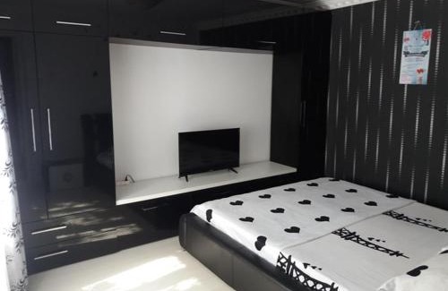 Costinesti House | Casa Georgian