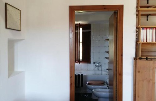 Serravalle di Chienti Apartment | Casa Gianfranco Millepapaverirossi