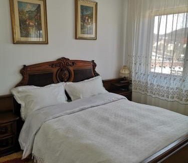 Vama House | Casa Gotika