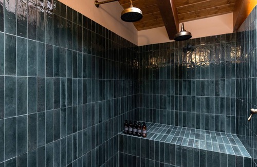 L'Avella Hotel | Casa Gran 1771 - MontRubí Winery Hotel - Adults Only