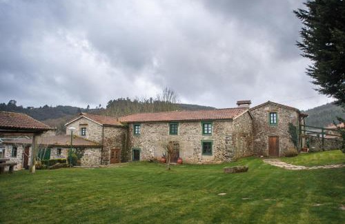 Oza-Cesuras House | Casa Grande do Soxal