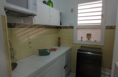 Municipality of Playa Bed & Breakfast | Casa Guevara Alba B&B