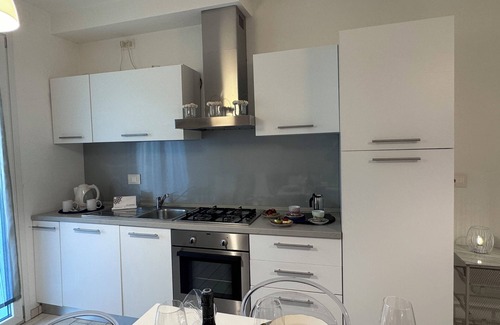 Sottomarina Apartment | Casa Helios - Two Bedroom Apartment, Sleeps 6